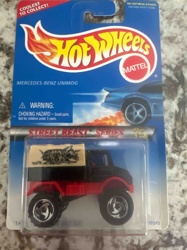 Hot Wheels Mercedes-Benz Unimog (Street Beast Series)