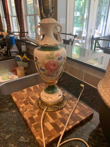 Vintage Hand-Painted Floral Ceramic Urn Table Lamp with Brass Base
