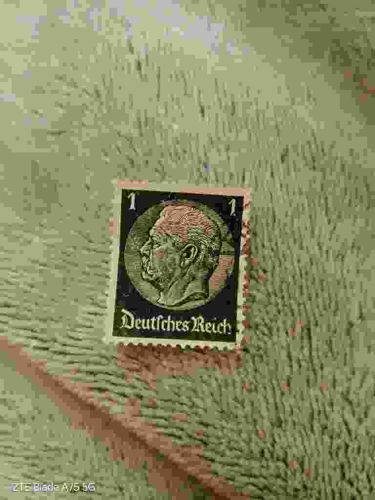 16 Pfennig Paul von Hindenburg Postage Stamp (Deutsches Reich)