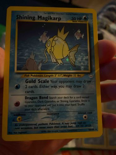 Shining Magikarp Pokémon Trading Card