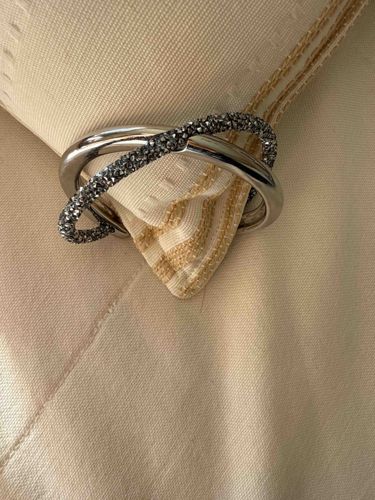 Crystal Embellished Interlocking Napkin Ring
