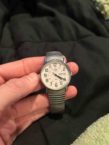 Vintage Timex Indiglo Quartz Wristwatch with Expansion Band