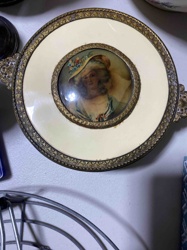 Vintage Vanity Powder Box with Neoclassical Portrait