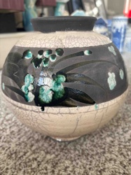 Studio Pottery Vase/Pot