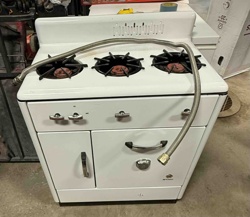 Vintage White Gas Range/Stove