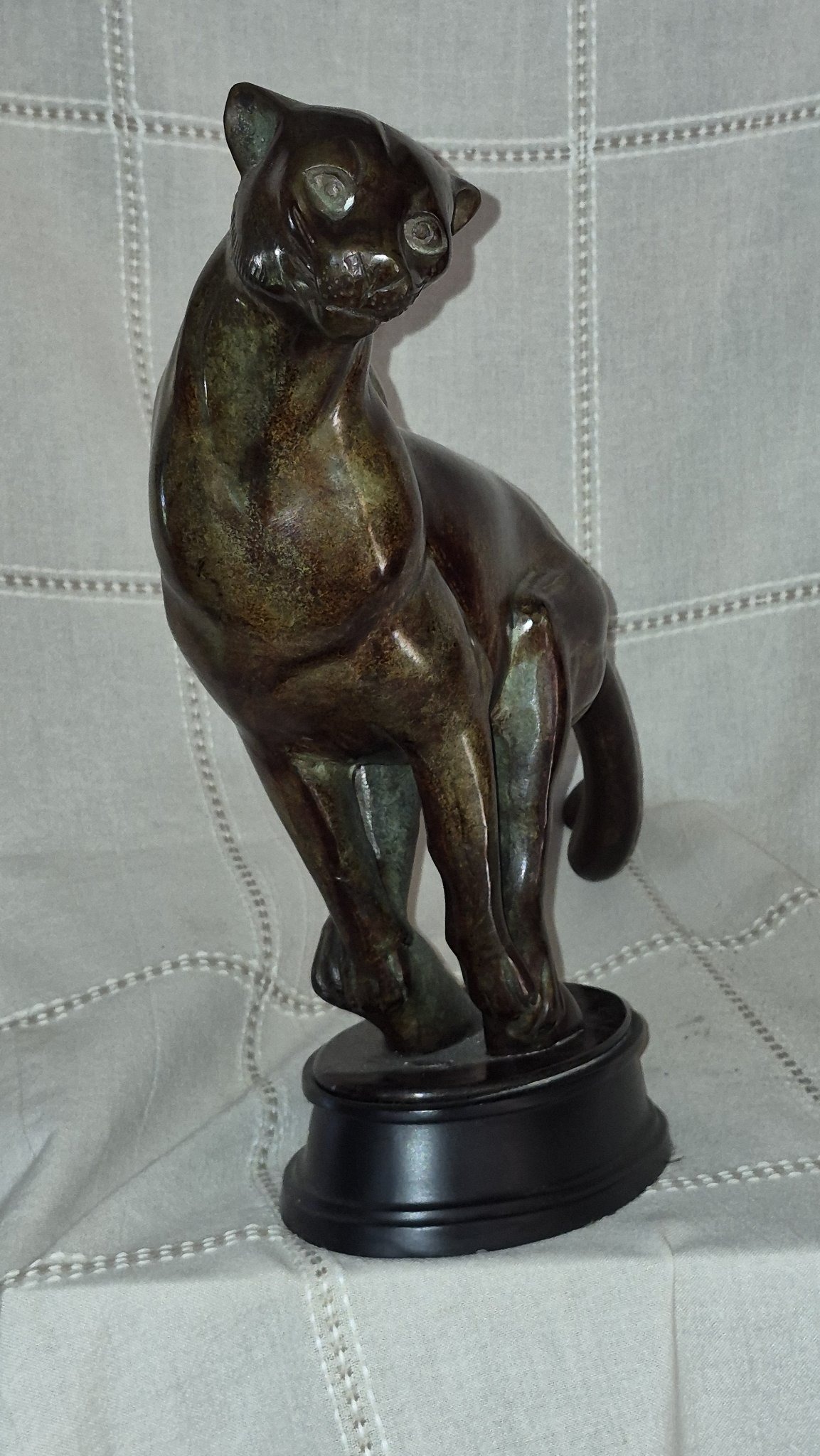 Submitted photo of Bronze panther sculpture (unverified)