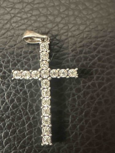 Rhodium-Plated Pave Set CZ Cross Pendant