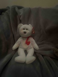 Ty Beanie Baby Bear (Valentino or similar heart-themed edition)