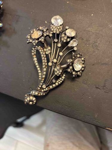 Rhinestone Floral Bouquet Brooch