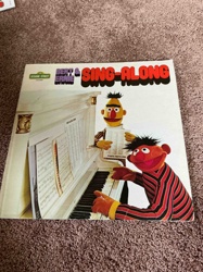 Bert & Ernie Sing-Along (Vinyl LP)