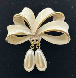 Vintage Enamel Bow Brooch with Faux Pearl Drops
