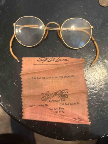 Vintage Round-Frame Spectacles with Galeski Optical Co. Lens Cloth