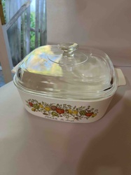 Vintage CorningWare 'Spice of Life' Casserole Dish with Pyrex Lid