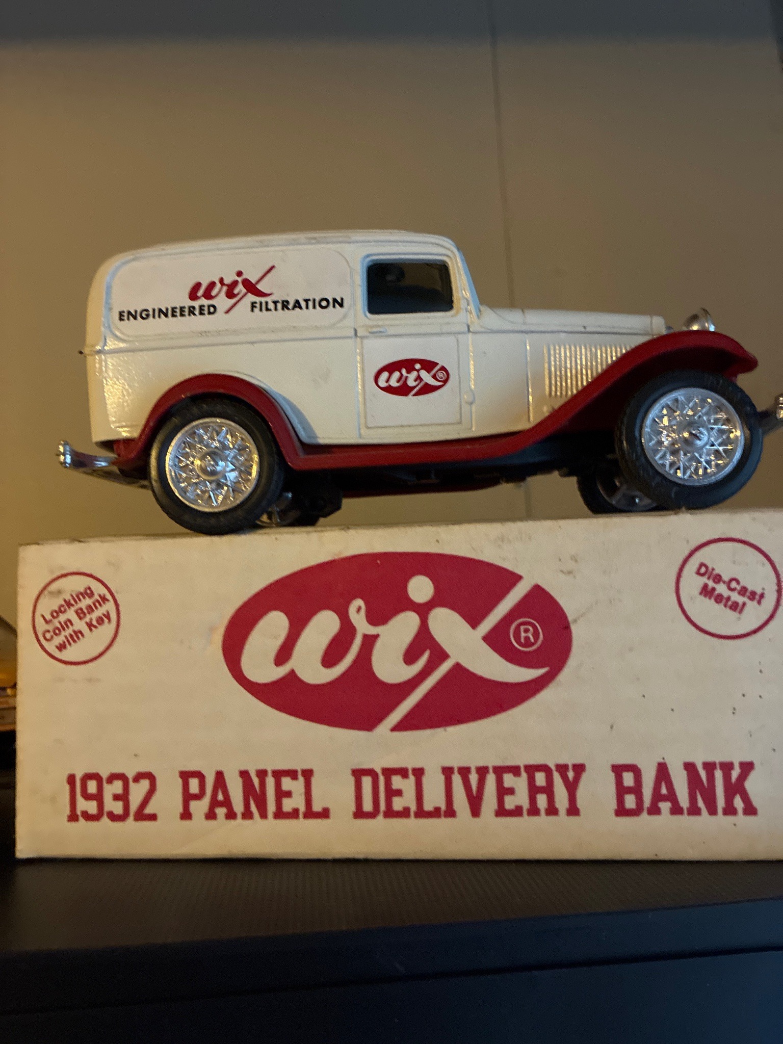 Submitted photo of Die-Cast Metal 1932 Panel Delivery Bank (not authenticated)