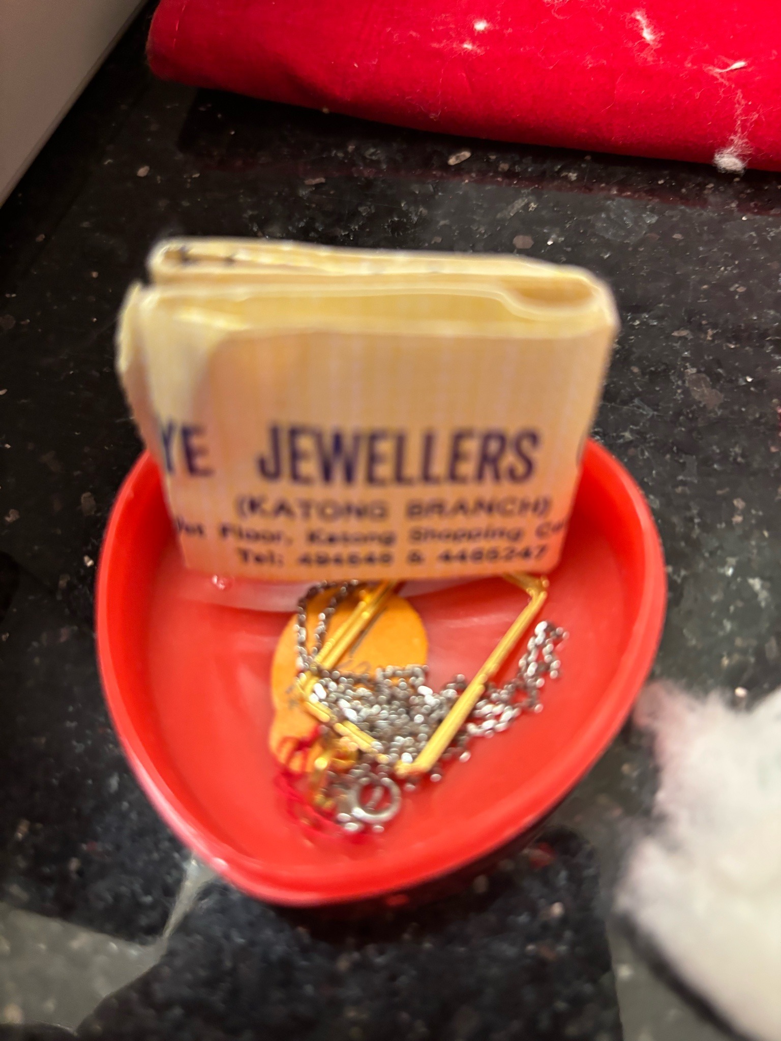 Submitted photo of Jewelry set in packaging bearing 'YE JEWELLERS' (unauthenticated)