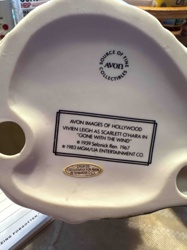 Avon Images of Hollywood Vivien Leigh as Scarlett O'Hara Figurine