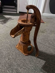 Antique Cast Iron Water Pump Replica / Decorative Well Pump