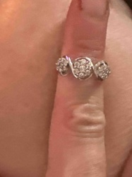 10k White Gold Diamond Cluster Ring