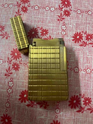 Vintage Gold-Tone Striped Cigarette Lighter