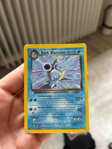 Pokémon Dark Blastoise Holographic Trading Card