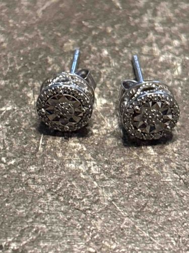 Halo Diamond Cluster Stud Earrings