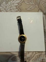 Gucci Gold-Tone Quartz Wristwatch with Black Strap