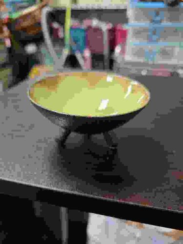 Hand-made Arita-ware Tripod Uguisu Bowl with Nanban Rui Glaze
