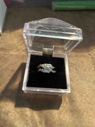 Wedding Ring Set in Clear Gemstone-Shaped Box