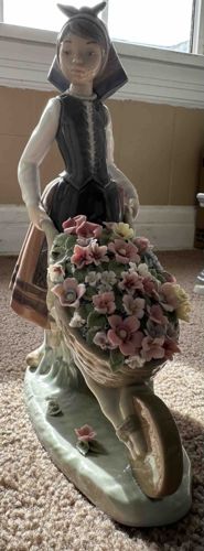 Lladro 'Girl with Wheelbarrow' Figurine