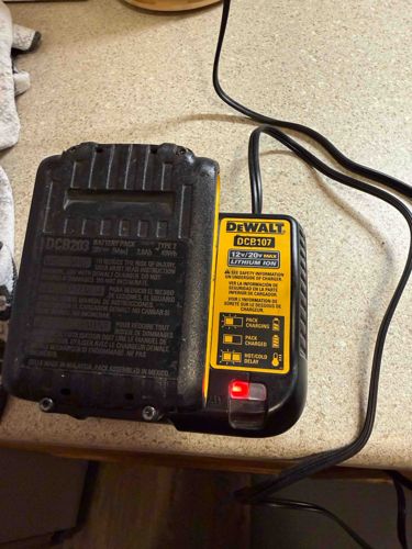 DeWalt DCB107 Lithium Ion Battery Charger with DCB203 Battery Pack