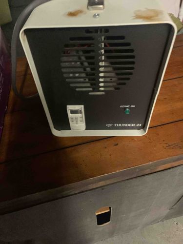 QT Tornado QT Thunder-24 Ozone Generator