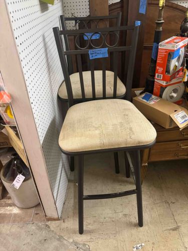 Contemporary Swivel Bar Stool with Metal Frame and Upholstered Seat