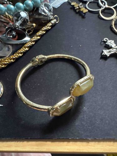 Kendra Scott Elton Gold Bangle Bracelet