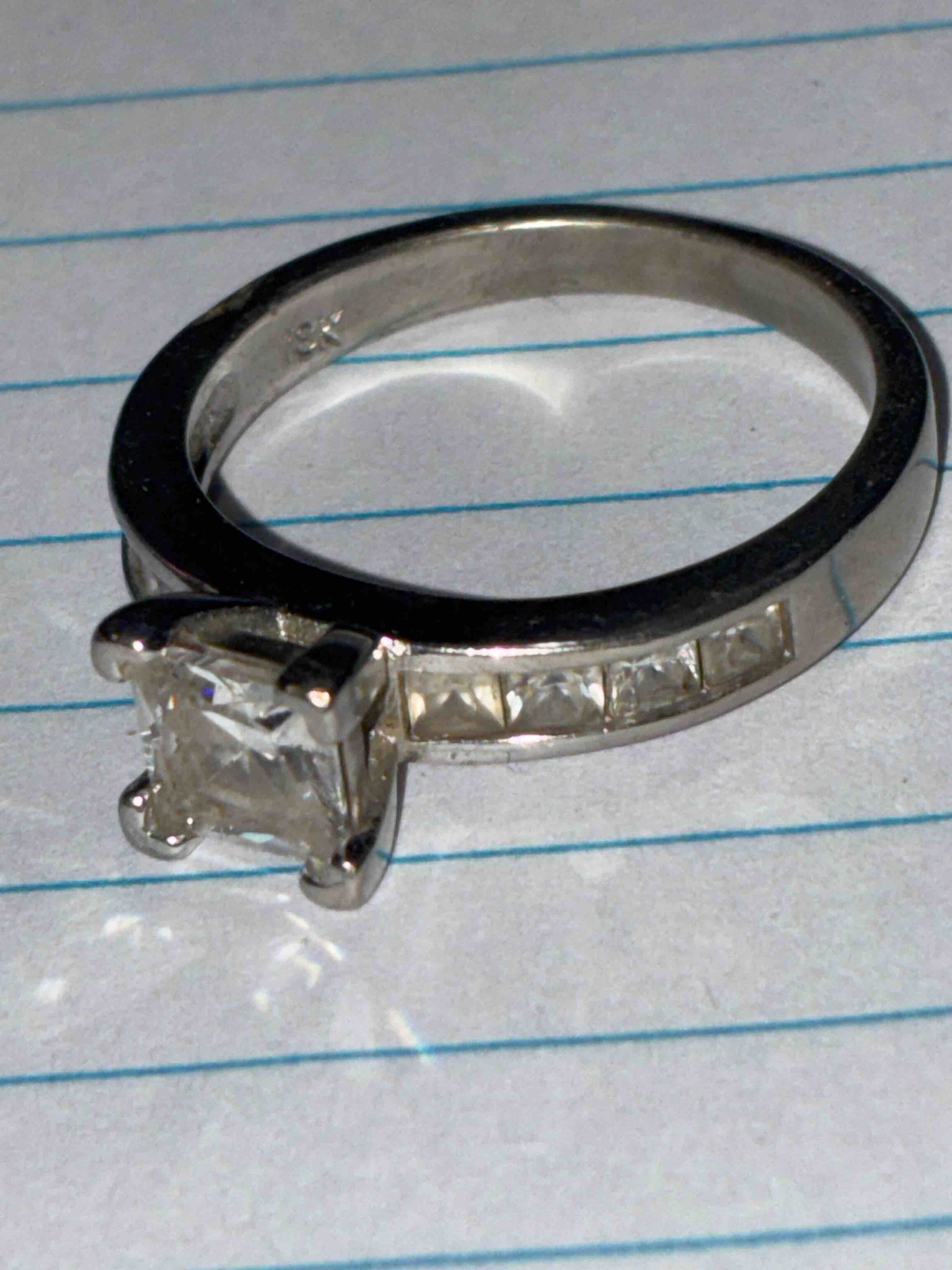 Princess Cut Diamond Engagement Ring in 18K White Gold