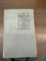 Tennyson Selected Poems and Idylls of the King (Lake English Classics Edition)