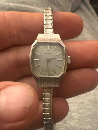 Seiko Women's Octagonal Case Mechanical Watch