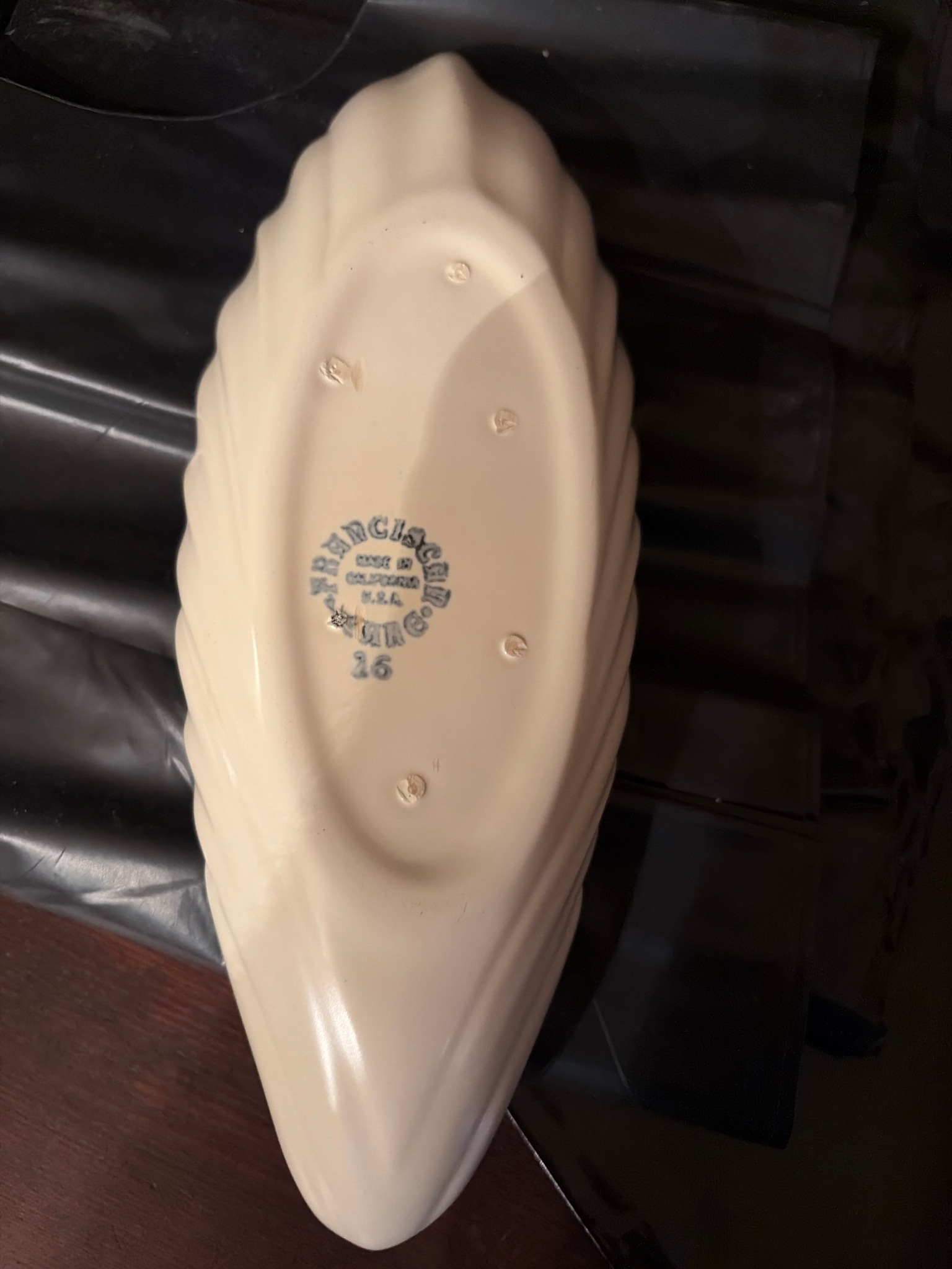 Submitted photo of Ceramic dish bearing a Franciscan mark (not authenticated)