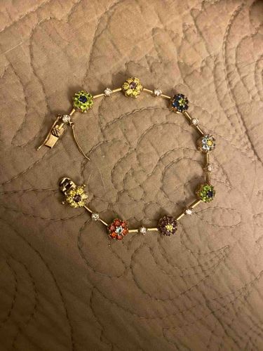 Fashion Bracelet with Faux Gemstone Flowers