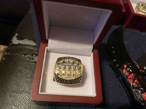 San Francisco 49ers Super Bowl Championship Replica Ring