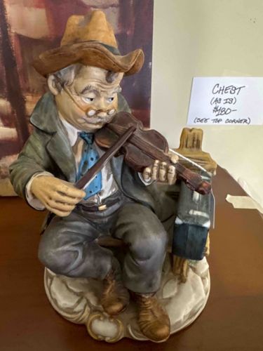 Capodimonte Porcelain Figurine - The Fiddler