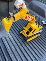 Tonka 3208 Mighty Motorized Toy Excavator