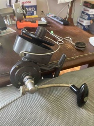 Crack Surf Casting Reel