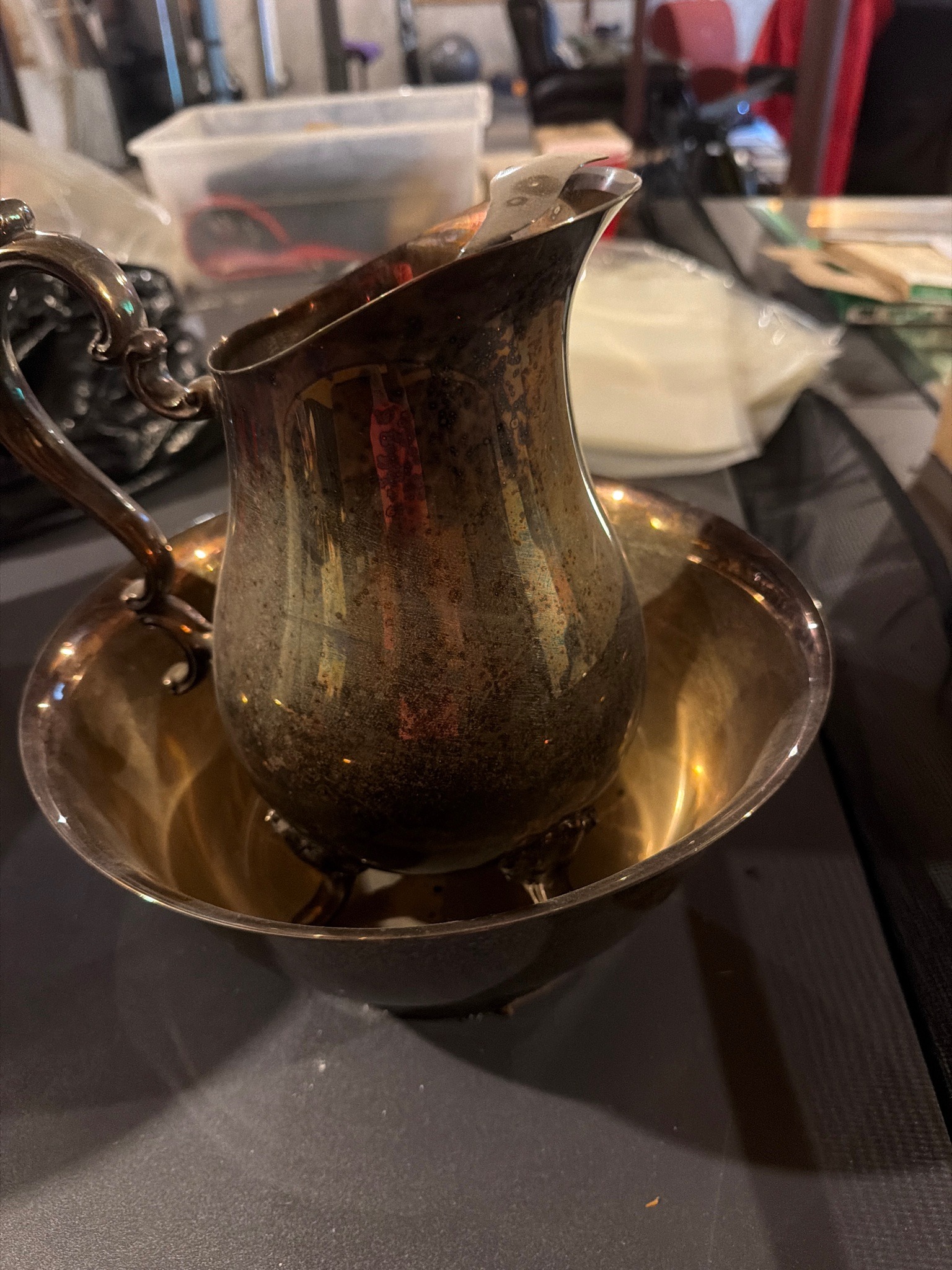 Submitted photo of Silver-plated creamer and bowl set (not authenticated)