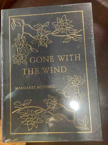 Gone With The Wind by Margaret Mitchell - Special Edition Book