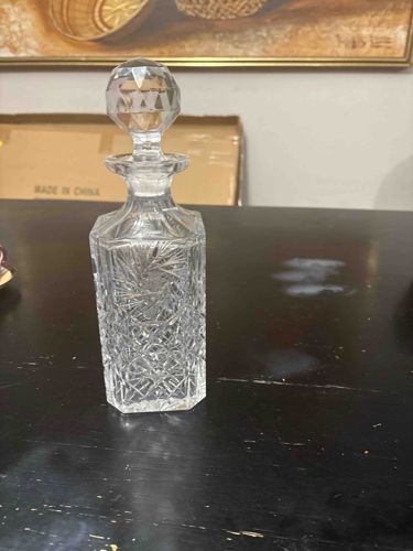 Crystal Decanter with Faceted Stopper