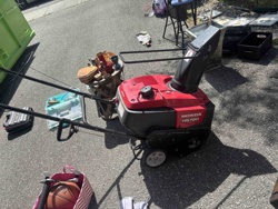 Honda HS720 Snowblower