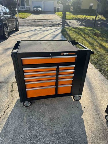 GEARWRENCH 42-Inch 11-Drawer Mobile Rolling Tool Cabinet