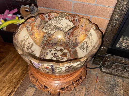 Satsuma Ware Decorative Bowl on Carved Wooden Stand