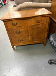 Antique Quarter-Sawn Oak Serpentine Front Chest/Sideboard