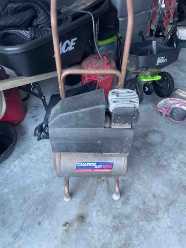 CHARGE AIR PRO Portable Air Compressor